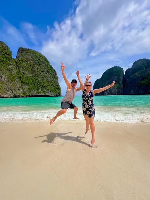 Phi Phi, Maya Bay and Khai island by speedboat — photo 4