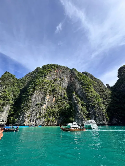 Phi Phi, Maya Bay and Khai island by speedboat — photo 5
